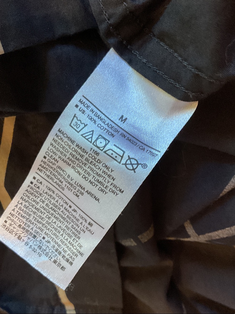 Banana Republic Black Short-Sleeve Button-Down Tan Geometric Lines NWOT medium - Picture 8 of 9